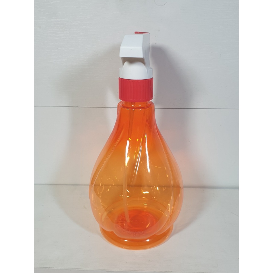 Bình đựng xịt nước 650ml, phun sương tưới cây nhiều màu sắc - Điện nước gia dụng Hoàng kim