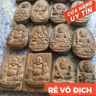 Tượng Phật Đeo Cổ Trầm Hương