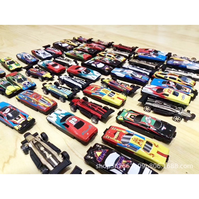 Bộ oto đồ chơi 50 xe đua - Set 50 oto nhựa cho bé thỏa sức khám phá.