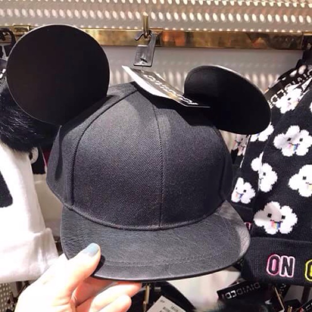 Mũ hm