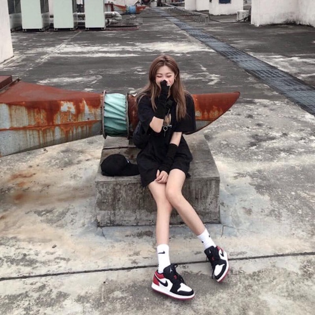 Bao tay cá tính xỏ ngón