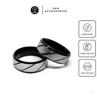 Nhẫn TITAN hoạ tiết vạch chéo đen - Mẫu N-28 - SUN ACCESSORIES