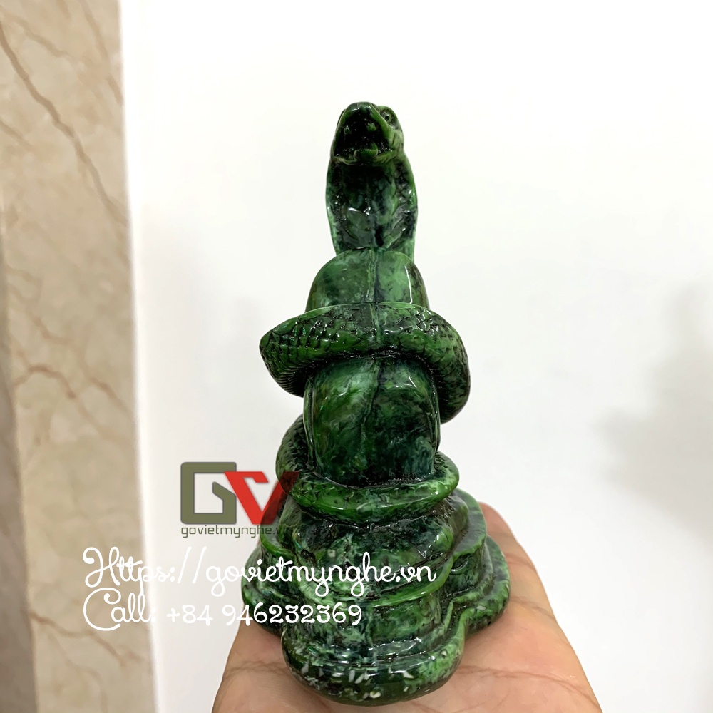 Tượng đá phong thủy trang trí hình con rắn - tượng rắn ôm thỏi vàng trang trí bàn làm việc - Cao 11cm - xanh lục bích