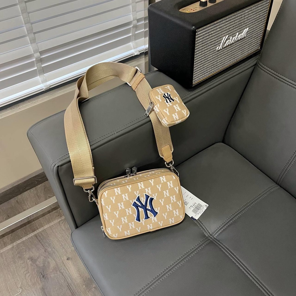 Túi Xách MLB Monogram Jacquard Hobo New York Yankees - 3ABQS012N chính hãng giá tốt