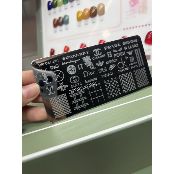 Khuôn in mẫu nail