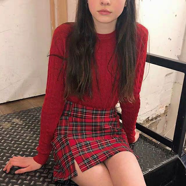 (Sẵn) Chân váy đỏ caro xanh dáng bút chì ngắn trẻ trung hot insta (sẵn ib) | BigBuy360 - bigbuy360.vn