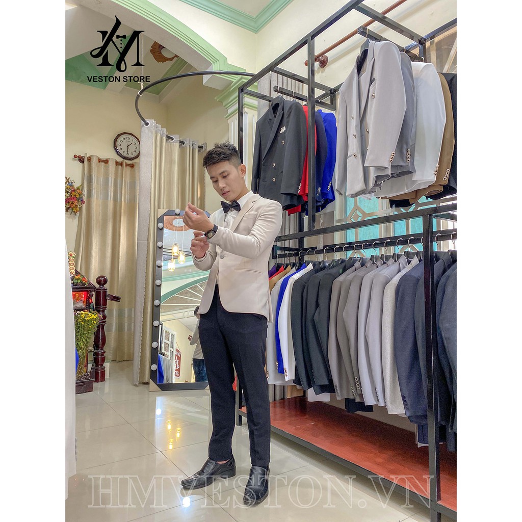 Áo vest nam ôm body màu kem nhạt chất liệu vải dày mịn co giãn