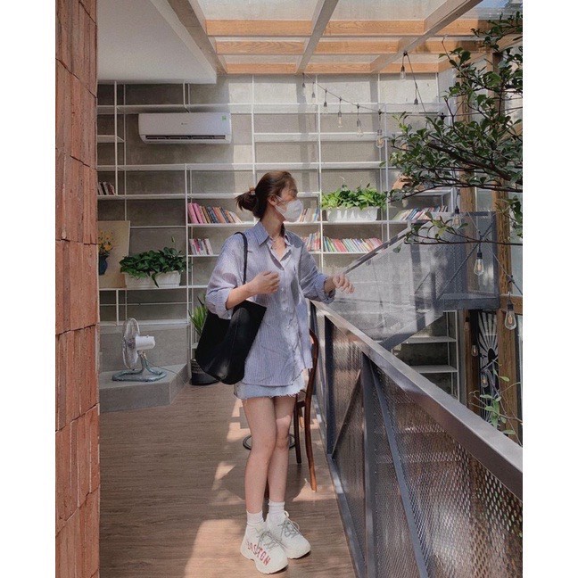 Áo Sơ Mi Nữ Form Rộng Hàn Quốc Logo Hươu Dày Mịn Thoáng Mát Thiết Kế Thời Trang Kiểu Dáng Năng Động Trẻ Trung