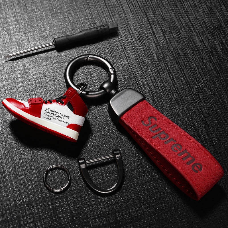 Creative AJ Keychain Pendant High-End Basketball Shoes Three-Dimensional Shoe Model Suede Car Fashion Brand Key Chain Men and Women 3Dof
