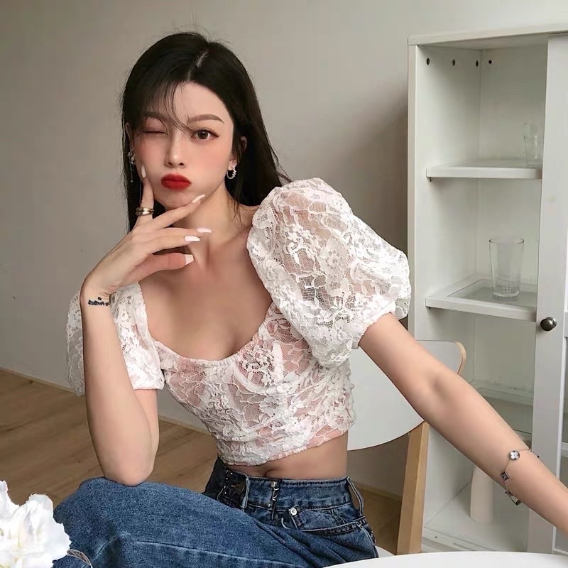 Áo crotop cúp ngực tay phồng ren trắng sexy