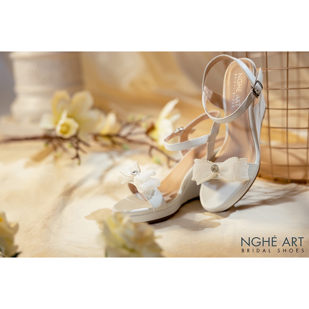 Giày cô dâu Nghé Art đế xuồng đính nơ 376
