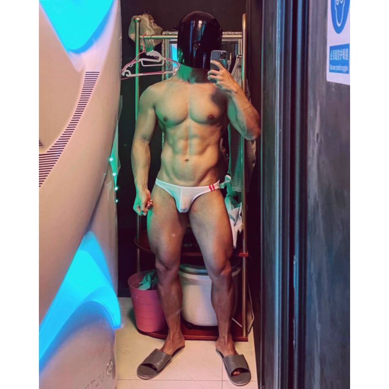 Quần lót tam giác nam thun lạnh mát mịn - Quần sịp nam sexy tôn mông căng trong quyến rũ QLTG2VACH