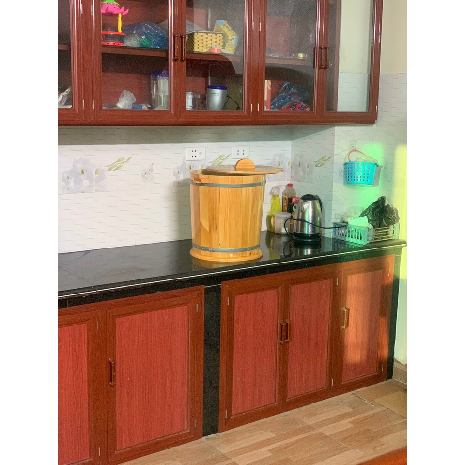 Thùng gỗ đựng gạo 20kg có nắp đậy thiết kế đơn giản, sạch sẽ, tiện dụng