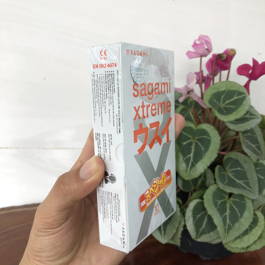 Bao cao su Sagami siêu mỏng trơn Xtreme Super Thin Nhật Bản bcs cao cấp kiểu truyền thống hộp 3,10 chiếc