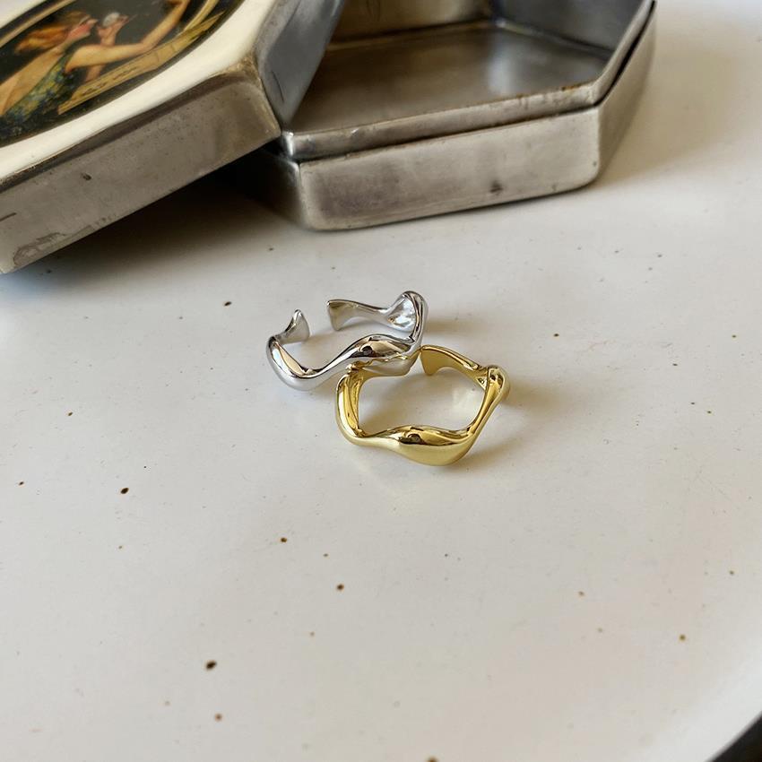 Nhẫn Họa Tiết Gợn Sóng Phong Cách Hàn Quốc Cổ Điển 19A1402