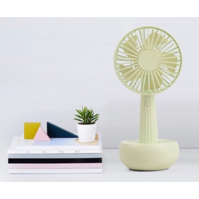 Quạt cầm tay mini kèm đế cắm cố định chính hãng Yase siêu mát F25 .