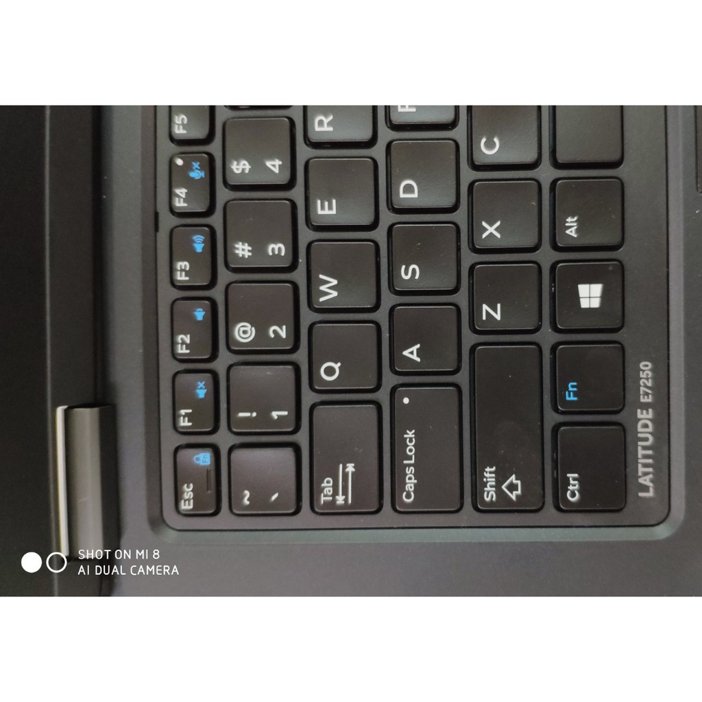 Laptop doanh nhân Dell latitude E7250, màn 12.5, nhỏ, gọn, nhẹ(có 2 phiên bản i5 và i7) | WebRaoVat - webraovat.net.vn