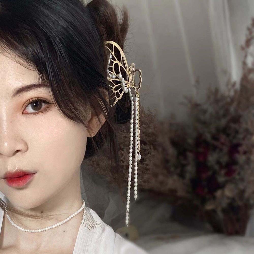 Kẹp Tóc Hình Bướm Đính Ngọc Trai Thời Trang
