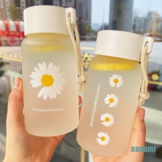 Bình Nước Bằng Nhựa Trong Suốt In Hình Hoa Cúc Xinh Xắn Hoa cúc Nhật Bản chai nước nhựa không có ống hút
