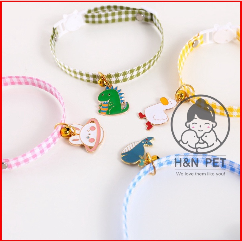 Vòng cổ chó mèo kẻ màu hoạt tiết treo H&amp;N PET