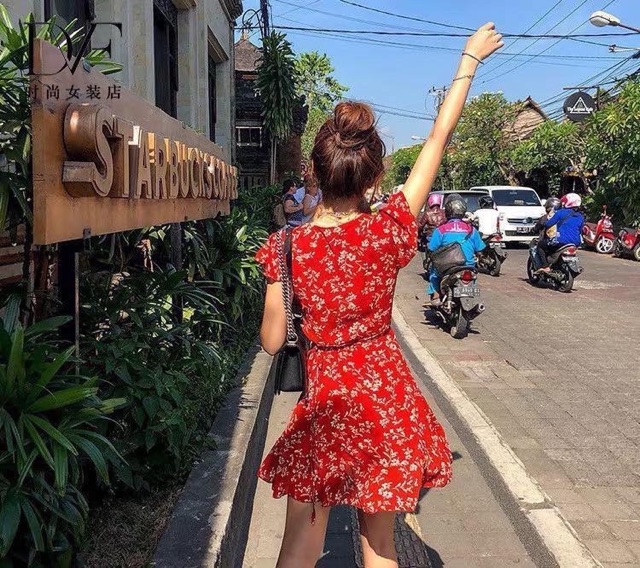 Đầm Đỏ Orla Dress chất voan hàng nhập quảng châu váy thiết kế hoạ tiết hoa vạt chéo cột ngay eo from chuẩn basic | BigBuy360 - bigbuy360.vn