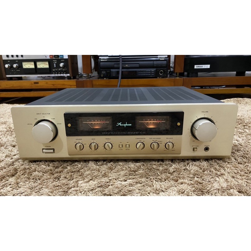 Amply Accuphase E-212