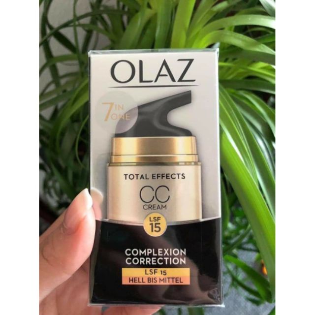 Kem trang điểm Olaz