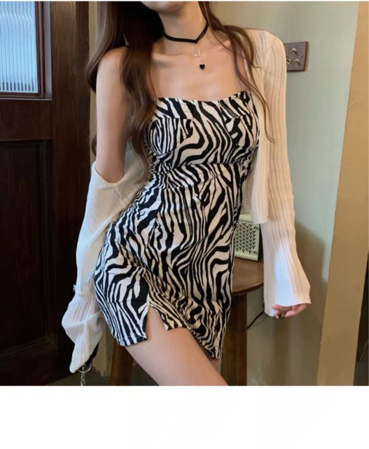 Đầm body 2 dây sọc vằn sang chảnh