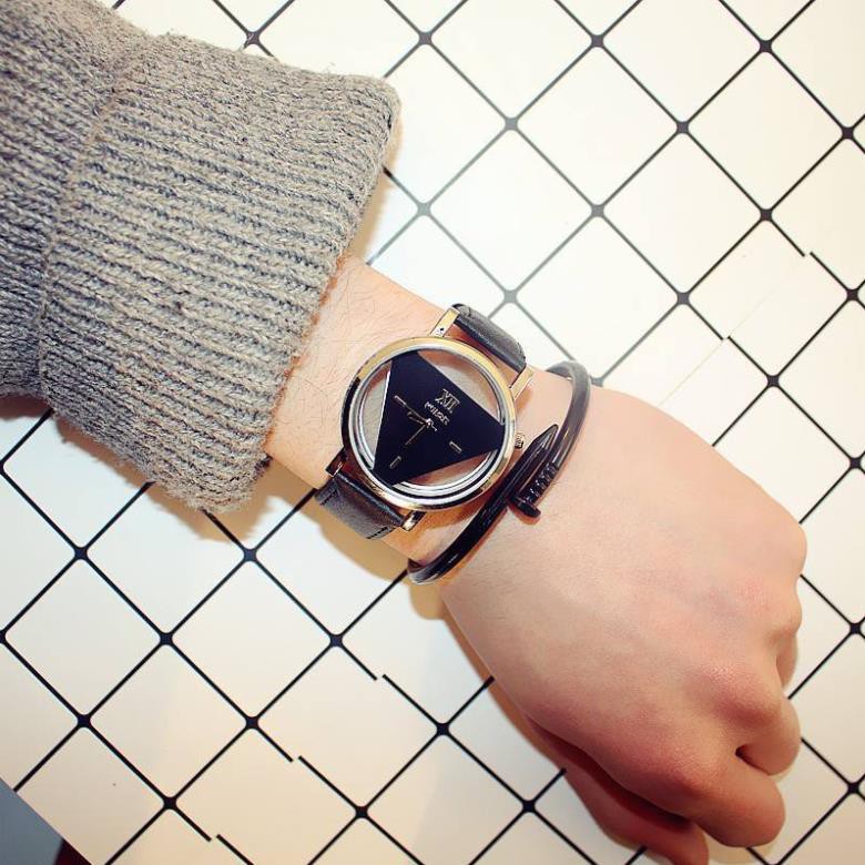 Đồng hồ tam giác thời trang nam nữ WILON teen. | BigBuy360 - bigbuy360.vn