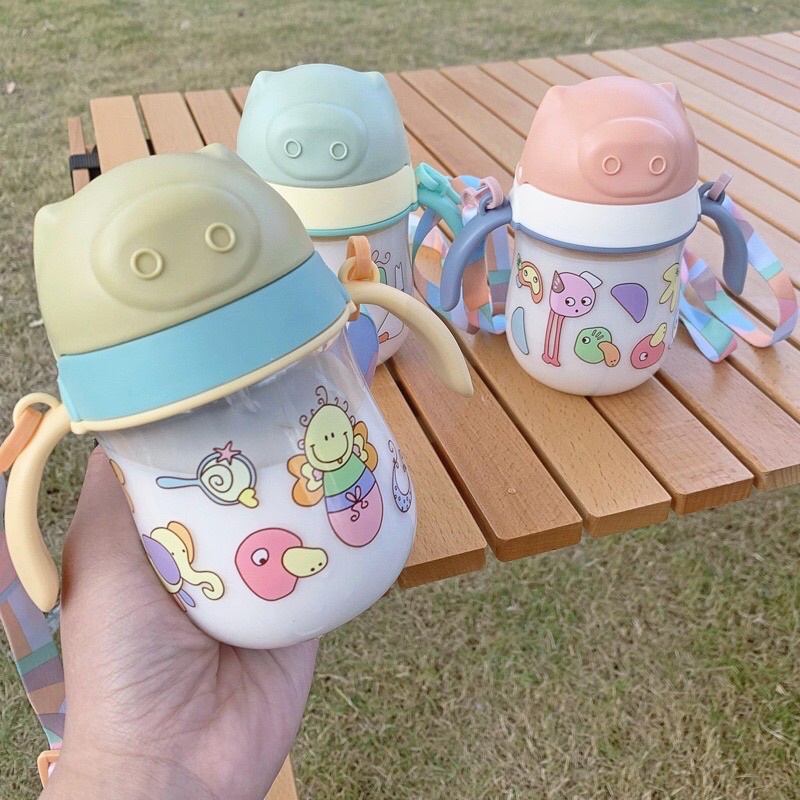 Bình Tập Uống Nước Cho Bé Có Dây Đeo 280ml Hình Con Lợn