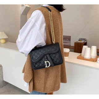 TÚI GU XÌ CHỮ D