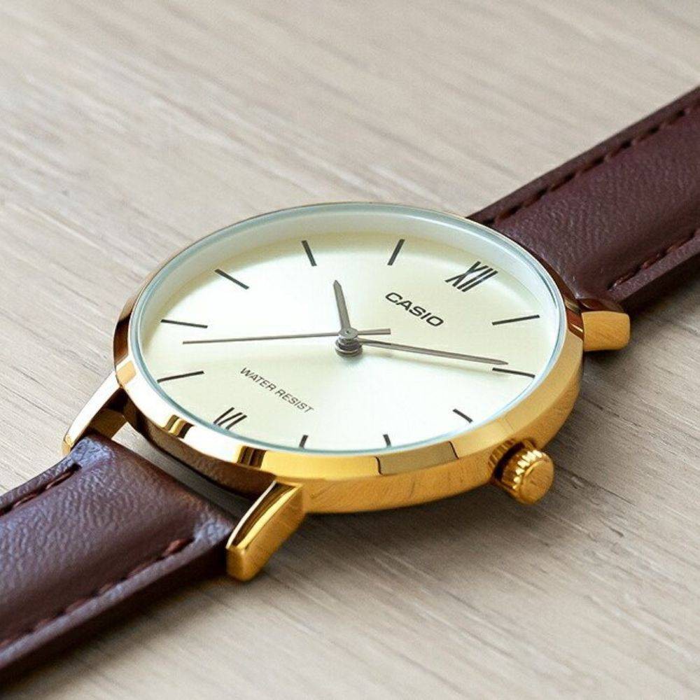 Đồng Hồ Casio Nữ LTP-VT01GL-9BUDF Dây Da - Viền Mạ Vàng - Chống Nước