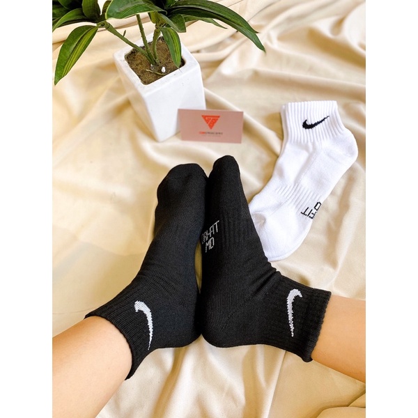 Tất vớ Nike Drifit dày dặn, êm ái, thoáng mát khô ráo - Ảnh thật shop chụp