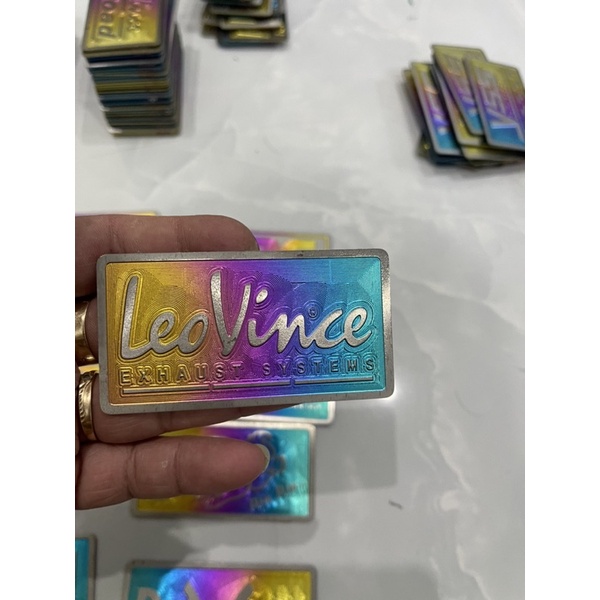 Tem titan chiều dài 7cm dán ốp nước mát vario