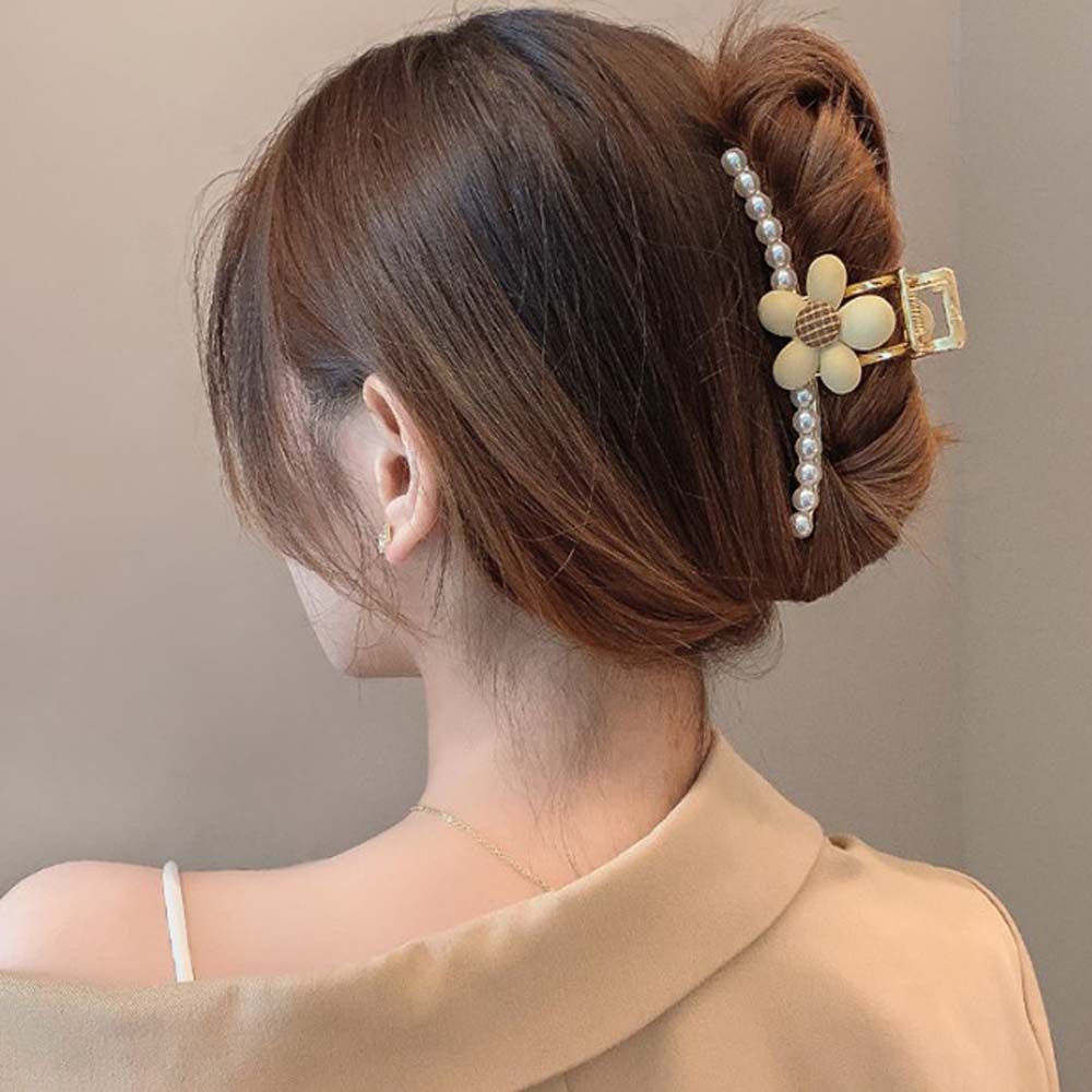 Kẹp tóc hình hoa hướng dương đính ngọc trai giả 2LIFE phong cách Hàn Quốc cho nữ