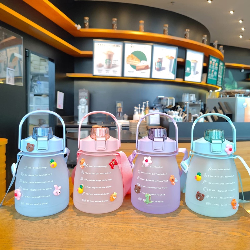 Bình nước thể thao DILLER không chứa BPA màu sắc gradient 1300ml tiện lợi