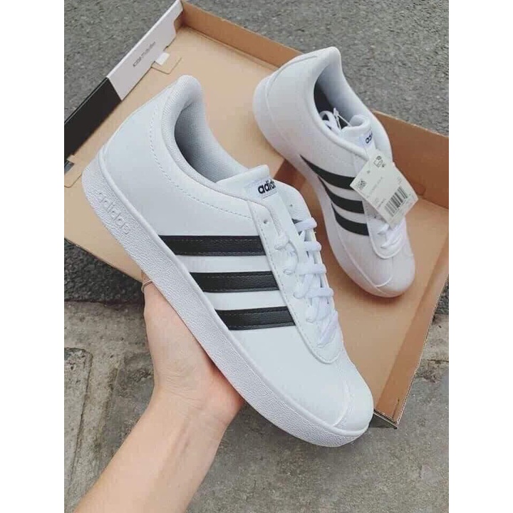 Giầy sneakers nữ Adidas