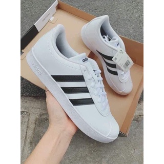 Giầy sneakers nữ Adidas