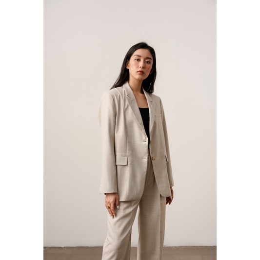 Áo khoác blazer nữ dáng rộng hai lớp dài tay 2 túi hai bên (Be)_MONOTALK 22T40008TK