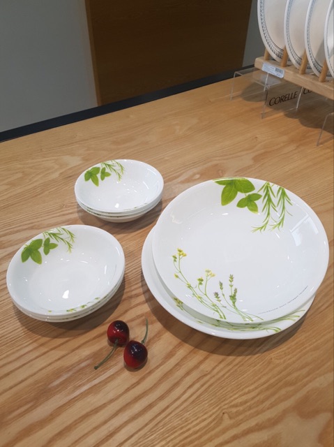 Dĩa Thuỷ Tinh Mỹ European Herbs Corelle 110-EH 26cm