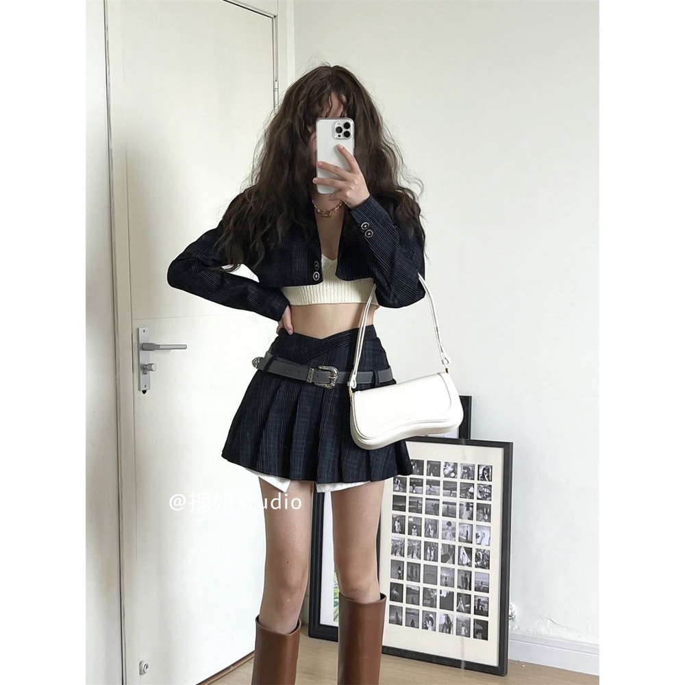 Bộ Áo Khoác Vest Kẻ Sọc + Chân Váy Ngắn Lưng Cao Xếp Ly Kiểu Retro Mỹ Thời Trang Mùa Thu Cho Nữ