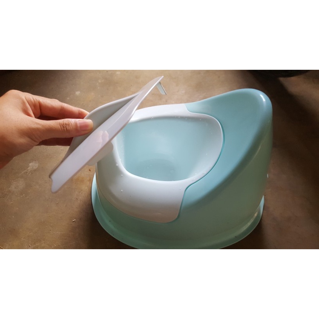 Bô Ngồi vệ sinh Trẻ em bằng nhựa cho bé Trai, bé Gái Có nắp và tựa lưng, khay tách rời dễ dàng cọ rửa từ 1 tuổi BABO