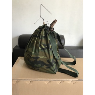 áo lụp balo cu gáy