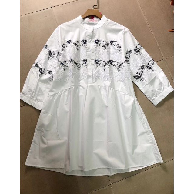 Váy thô cao cấp thêu nổi dập ren kết cườm siêu đẹp đẽ | BigBuy360 - bigbuy360.vn