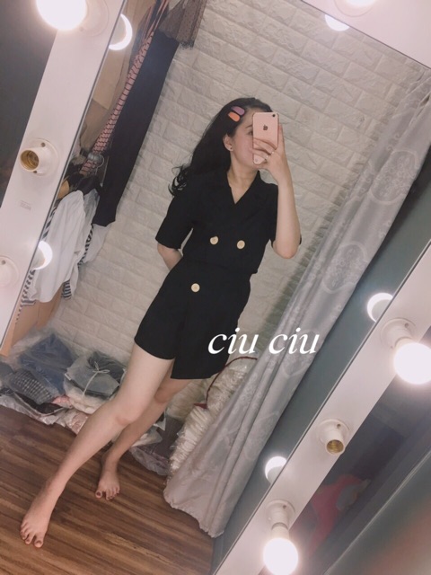[Mã FAGREEN245 giảm 10% tối đa 30K đơn 99K] 🖤🖤Set Áo Croptop Cổ Vest + Quần Giả Váy Vạt Chéo😘😘 | BigBuy360 - bigbuy360.vn
