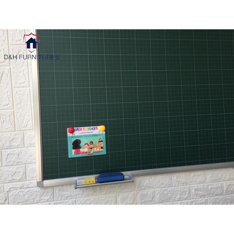 Bảng từ xanh kẻ ô li viết phấn, mặt bảng mịn viết ăn phấn- D&H Furnitures