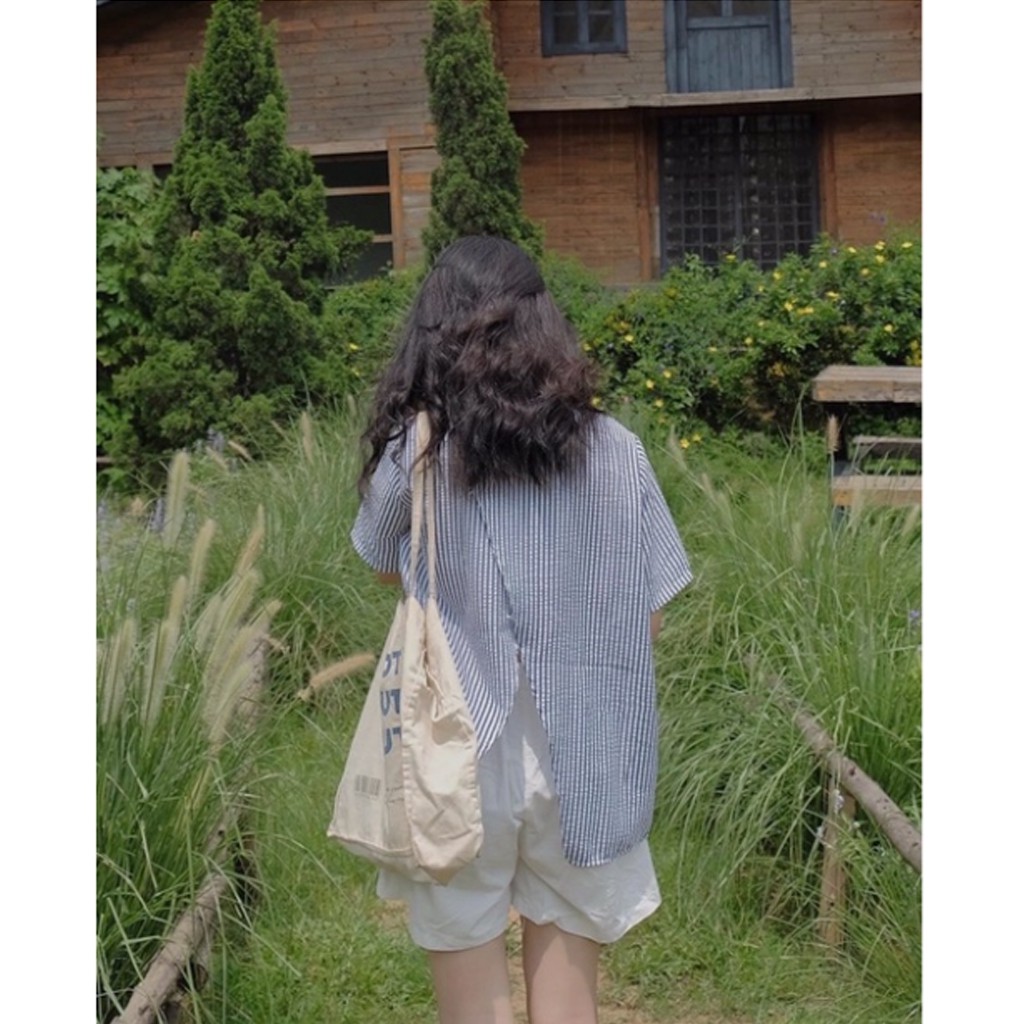 Áo sơ mi nữ kẻ xẻ sau cute A852 kiểu cộc tay xẻ lưng cá tính nhiều màu phong cách Hàn Quốc - CHAKOVET | BigBuy360 - bigbuy360.vn