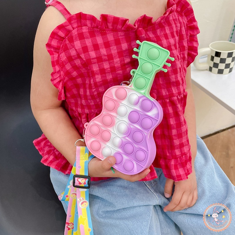 Túi Đeo Chéo Vai Hình Thỏi Son Dễ Thương Dành Cho Bé Gái