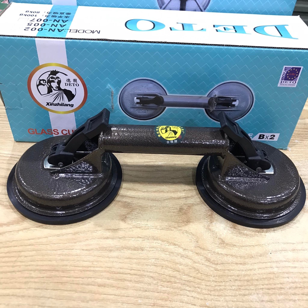 Nhấc Kính - Hút Gạch Cầm Tay - DETO