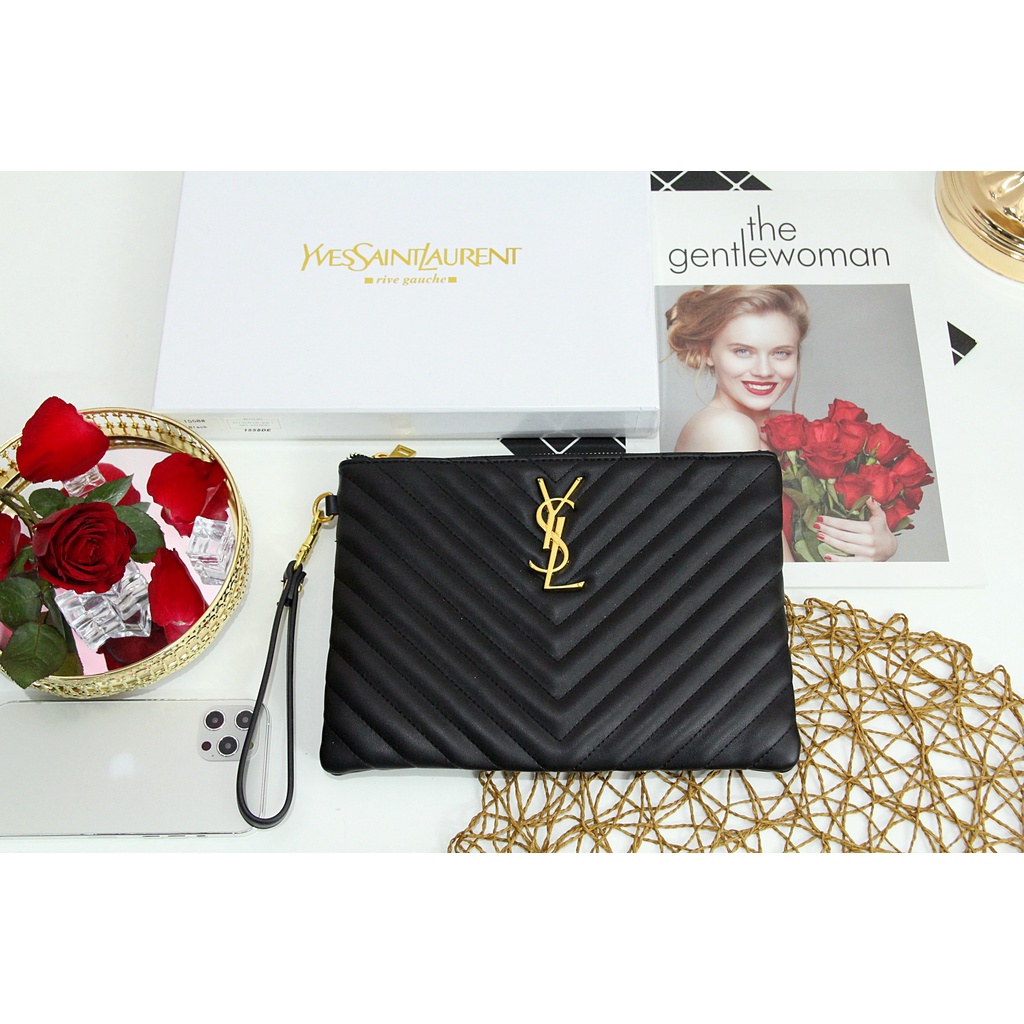 Clutch Cầm Tay YL Sọc V Đen Trơn Khóa Vàng Cao Cấp (Có Hộp)